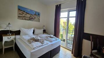 1 bedroom, in-room safe, desk, WiFi