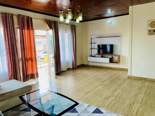 Appart. Confort et sécurité à 100 mètres du centre Commercial Santa Lucia