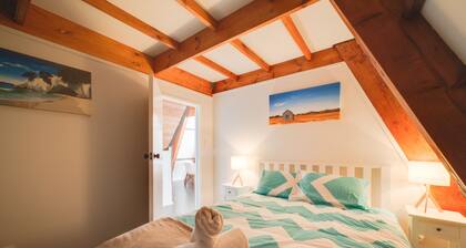 Awesome 3 bed Rotorua Lake House