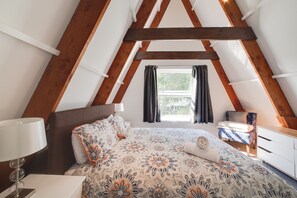 House, 3 Bedrooms - Awesome 3 bed Rotorua Lake House (Rotorua)