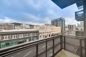 Apartamento, 2 quartos | Sacada