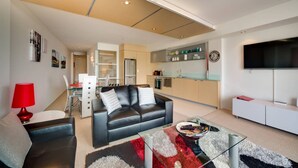 Interior - Awesome 2 bed Wellington Apartment (Wellington)