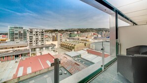 Apartment, 2 Bedrooms | Balcony - Awesome 2 bed Wellington Apartment (Wellington)