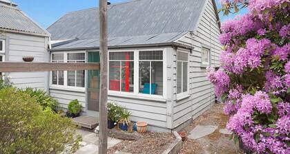 Central Christchurch Cottage