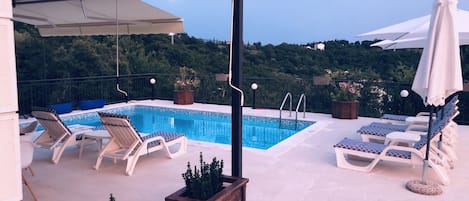 Alberca al aire libre