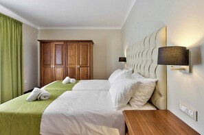 Room - Villa Hibiscus~ Exclusive Villa with Private Pool (Il-Mellieħa)