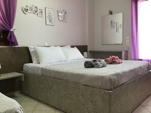 2 Schlafzimmer, Zimmersafe, Bügeleisen/Bügelbrett, WLAN