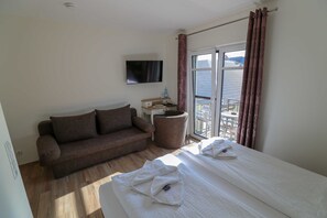 1 chambre, coffres-forts dans les chambres, bureau, Wi-Fi