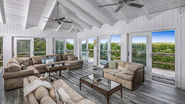House, 3 Bedrooms | Terrace/patio - Palmetto Palms (George Town)