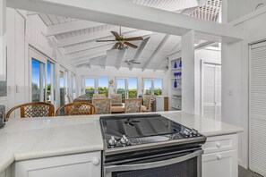 BBQ/picnic area - Palmetto Palms (George Town)