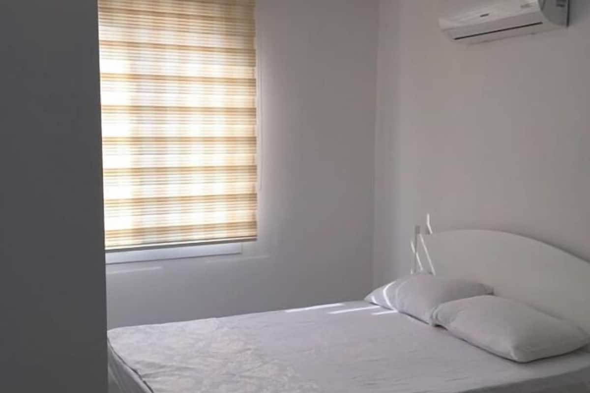 Comfort Apartment, 3 Bedrooms | 3 bedrooms, premium bedding, desk, iron/ironing board