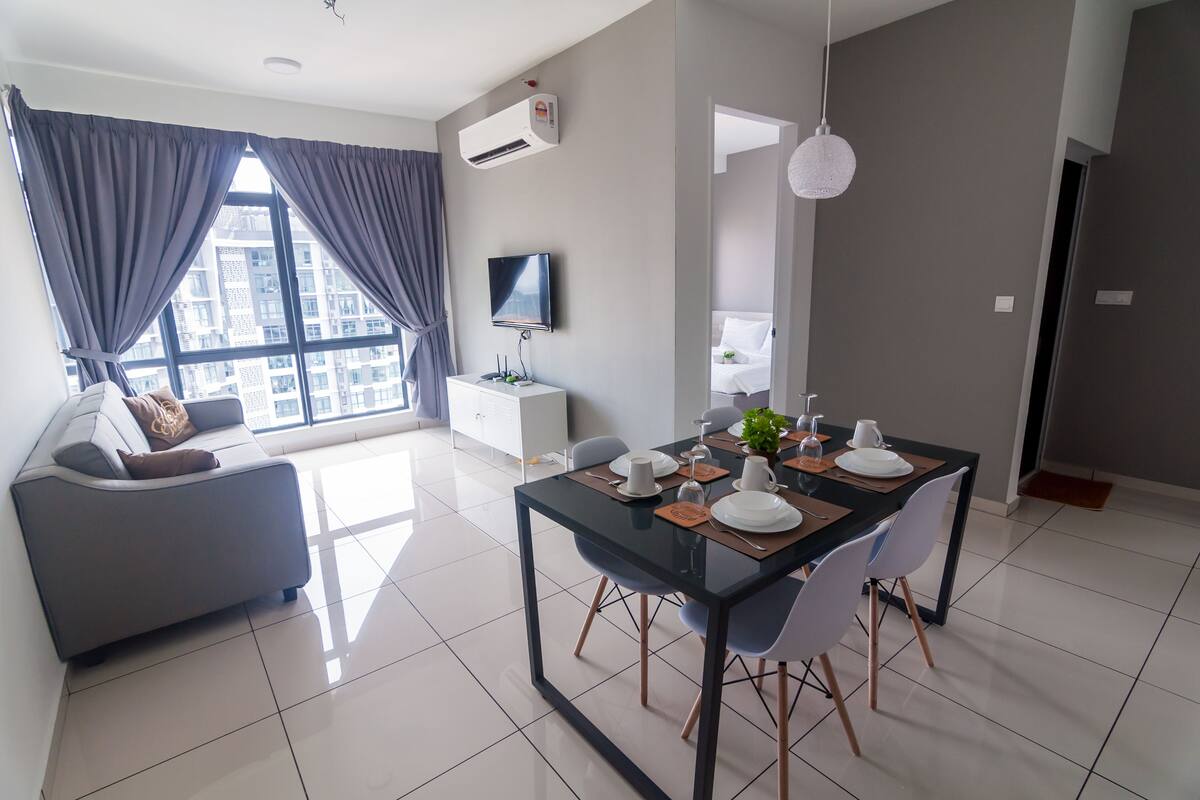 Apartemen, 2 kamar tidur | Makan di kamar