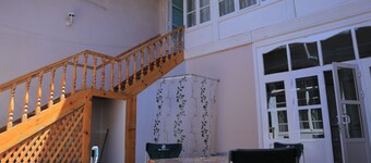 2 Bedroom House in Heart of Samarkand