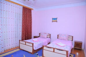 2 bedrooms