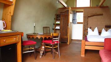 1 quarto, roupa de cama