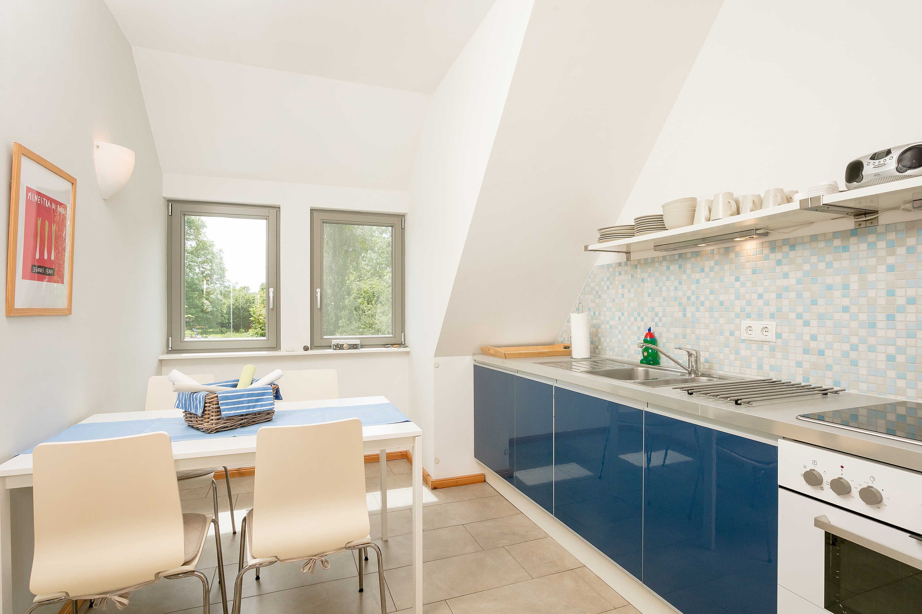 Kühlschrank, Ofen, Hochstuhl