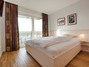 Unclassified image, 4 of 18, button - N 8K (BC.a5) - Stranddomicil Steiner (Büsum)