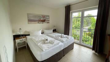 1 bedroom, in-room safe, desk, WiFi