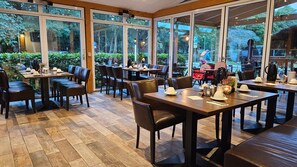 Dining - Haus Anna double room 24 with balcony - Usedom Bike - Hotel Max & Anna (Karlshagen)