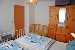 1 Schlafzimmer, Reisekinderbett, WLAN