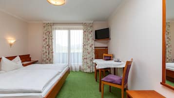 1 bedroom, in-room safe, WiFi, bed sheets