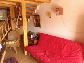 TV, caminetto