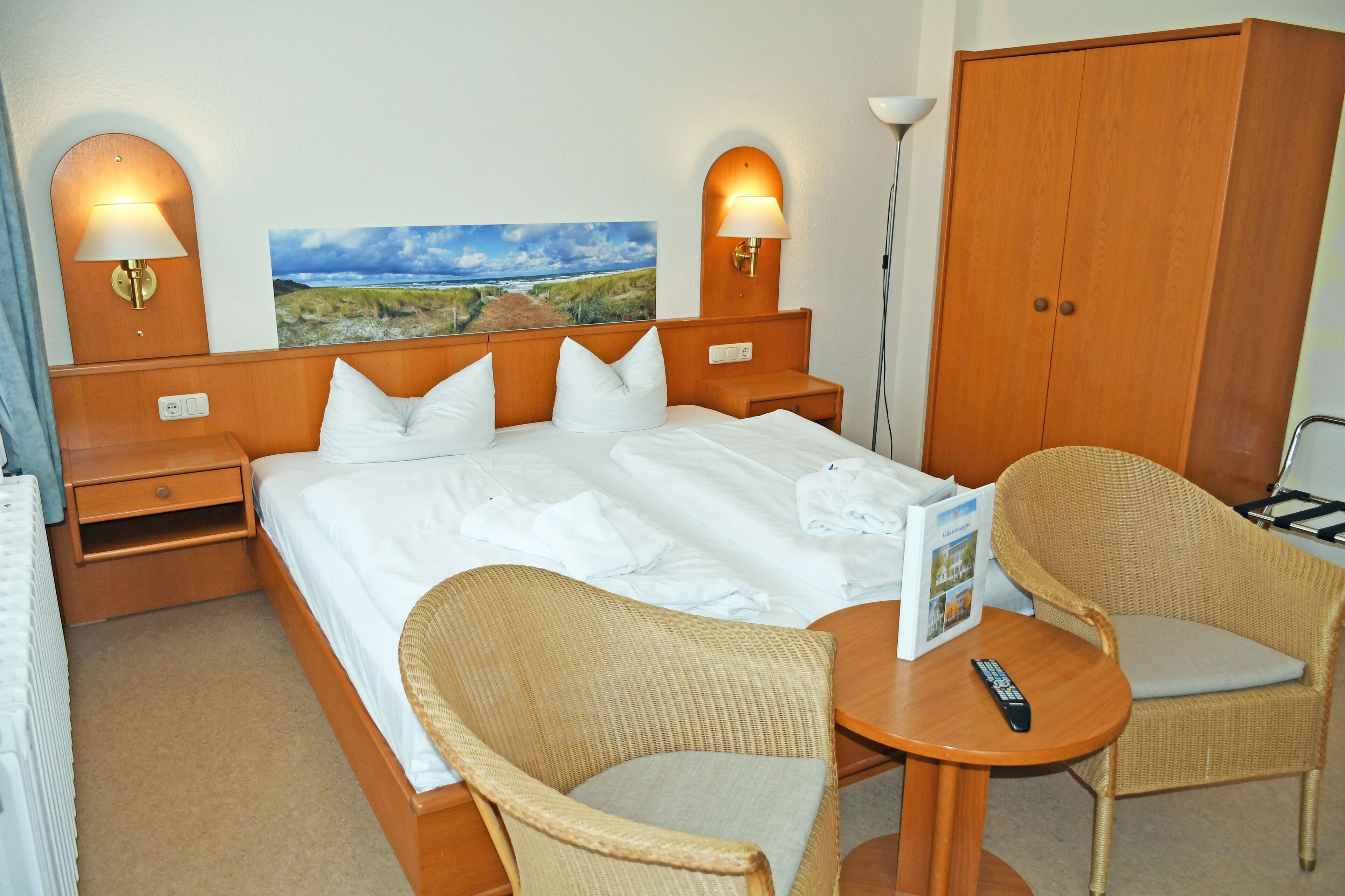 2 chambres, bureau, lit de bébé portatif, Wi-Fi