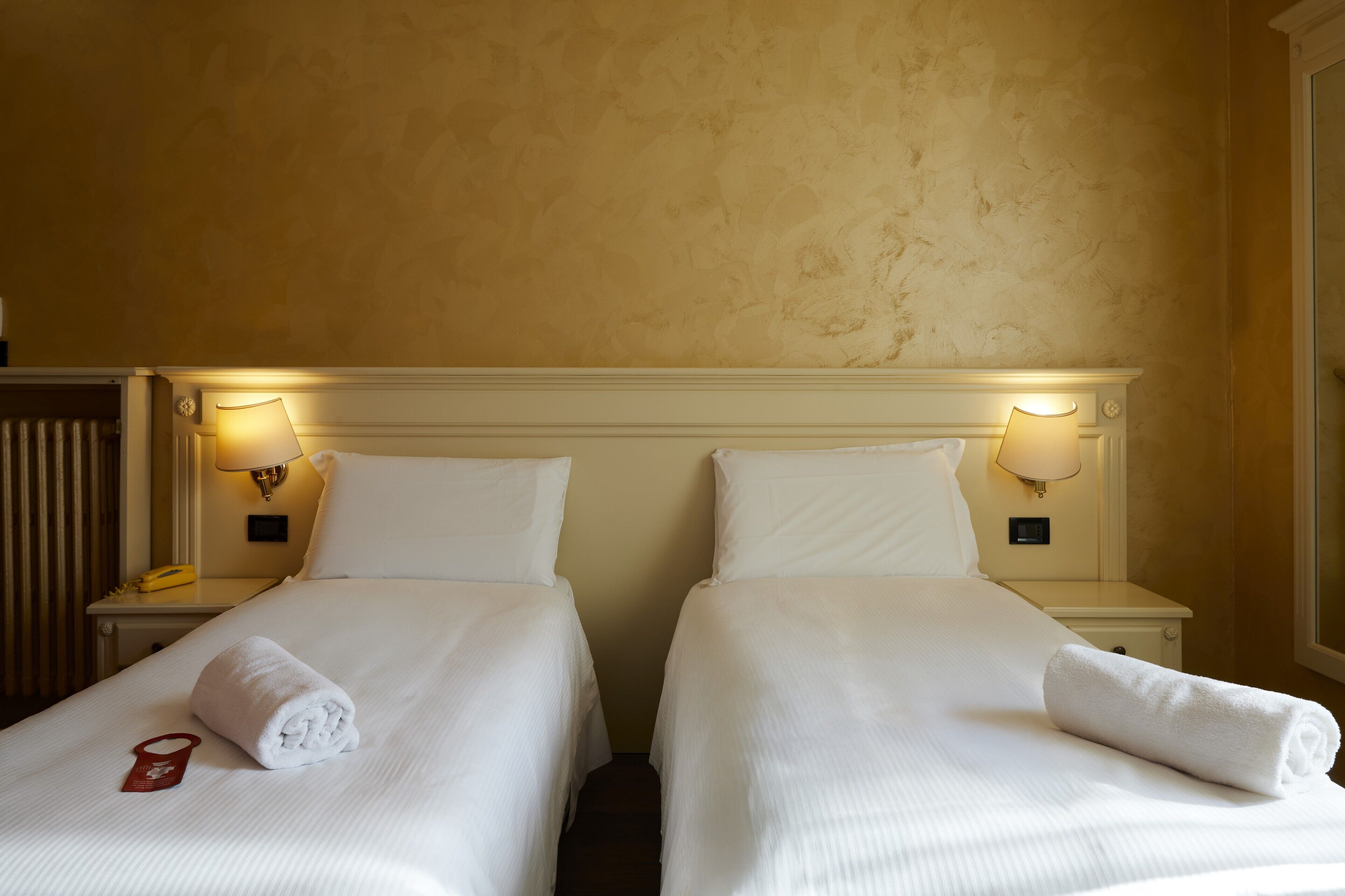 Desk, blackout curtains, soundproofing, free WiFi