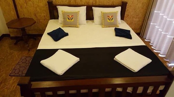 Deluxe Room | Desk, soundproofing, iron/ironing board (on request), free WiFi - Nature Life Guest Inn (Ella)