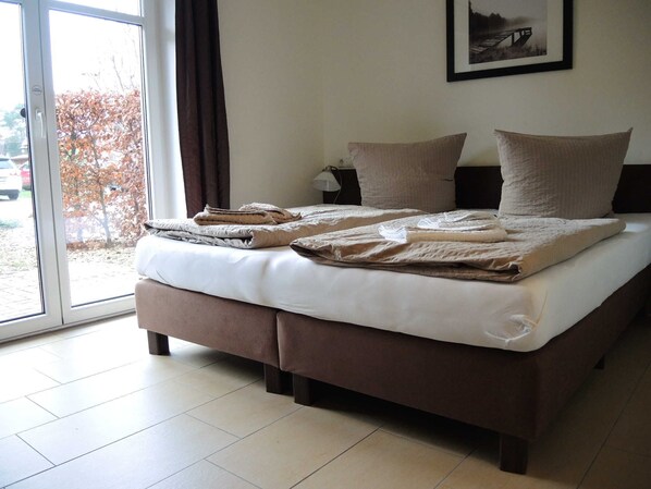 1 bedroom, in-room safe, desk, WiFi