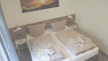 1 bedroom, in-room safe, desk, WiFi
