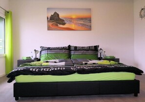 Gebar bulu kapas, dihias secara berasingan 