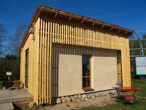 Unclassified image, 5 of 29, button