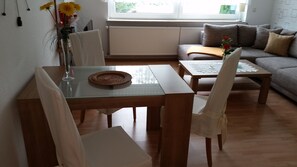 Uklassifisert bilde, 3 av 13, knapp