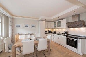 Køleskab, ovn, opvaskemaskine