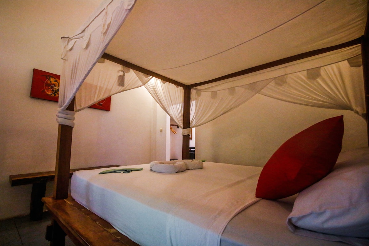 Habitación familiar | 1 dormitorio, escritorio, wifi gratis y ropa de cama