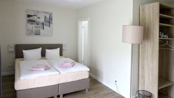 1 Schlafzimmer, Reisekinderbett, WLAN, Bettwäsche