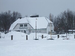 Unclassified image, 5 of 10, button - Apartment Trout - Smokehouse Ahrenshoop (Ahrenshoop)