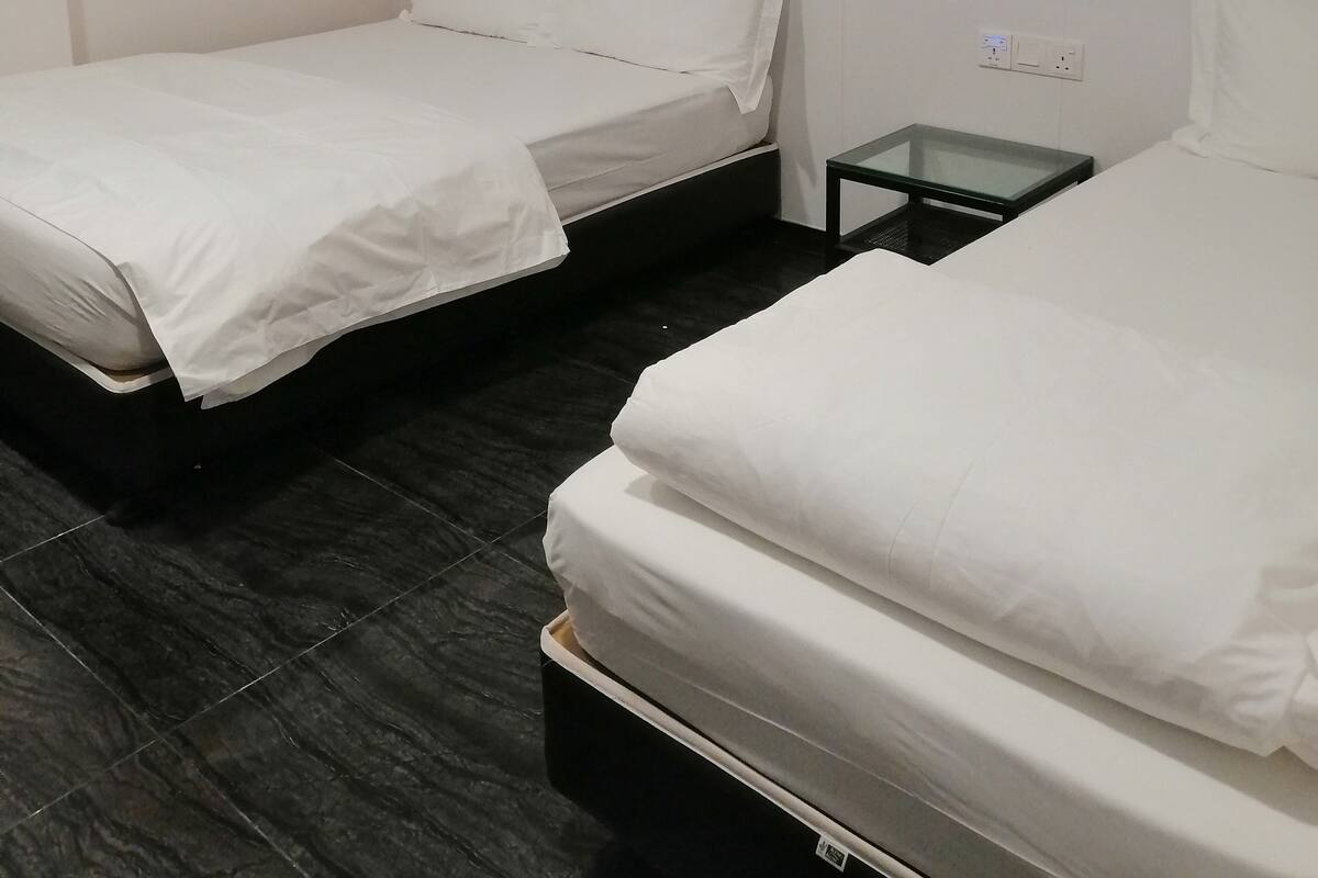 Family Triple Room | Premium bedding, desk, free WiFi, bed sheets