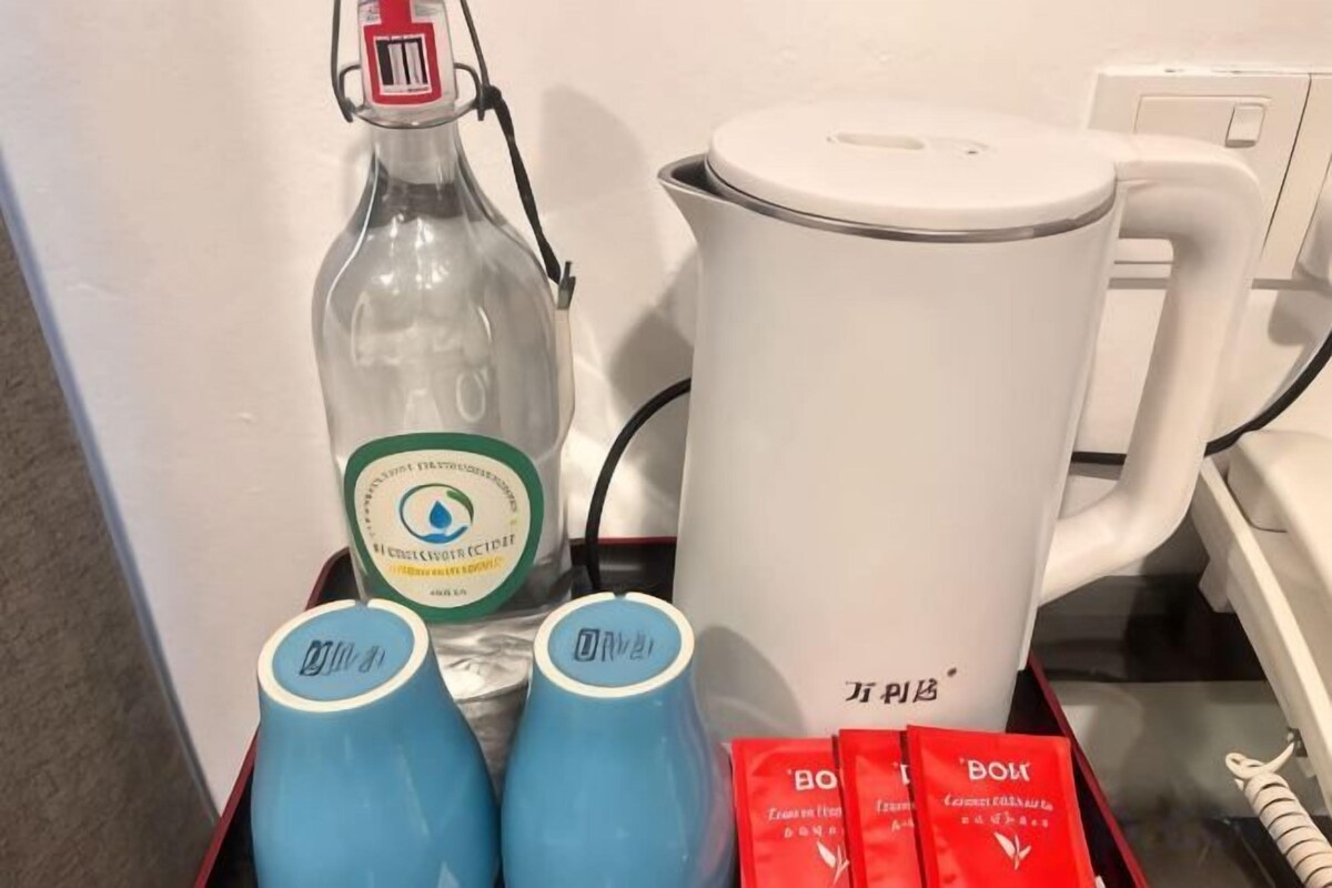 Kopi dan/atau pembancuh kopi