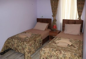 Chambre Standard Double ou avec lits jumeaux