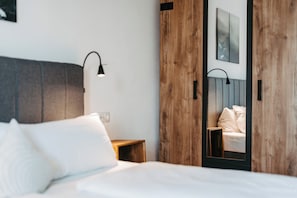 Chambre Double | 1 chambre, bureau, Wi-Fi gratuit, draps fournis