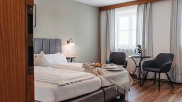 Doppelzimmer | 1 Schlafzimmer, Schreibtisch, kostenloses WLAN, Bettwäsche