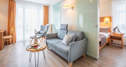 Type I / Nr. 10 pages Sea view - beach house Aurell - directly on the Baltic Sea beach