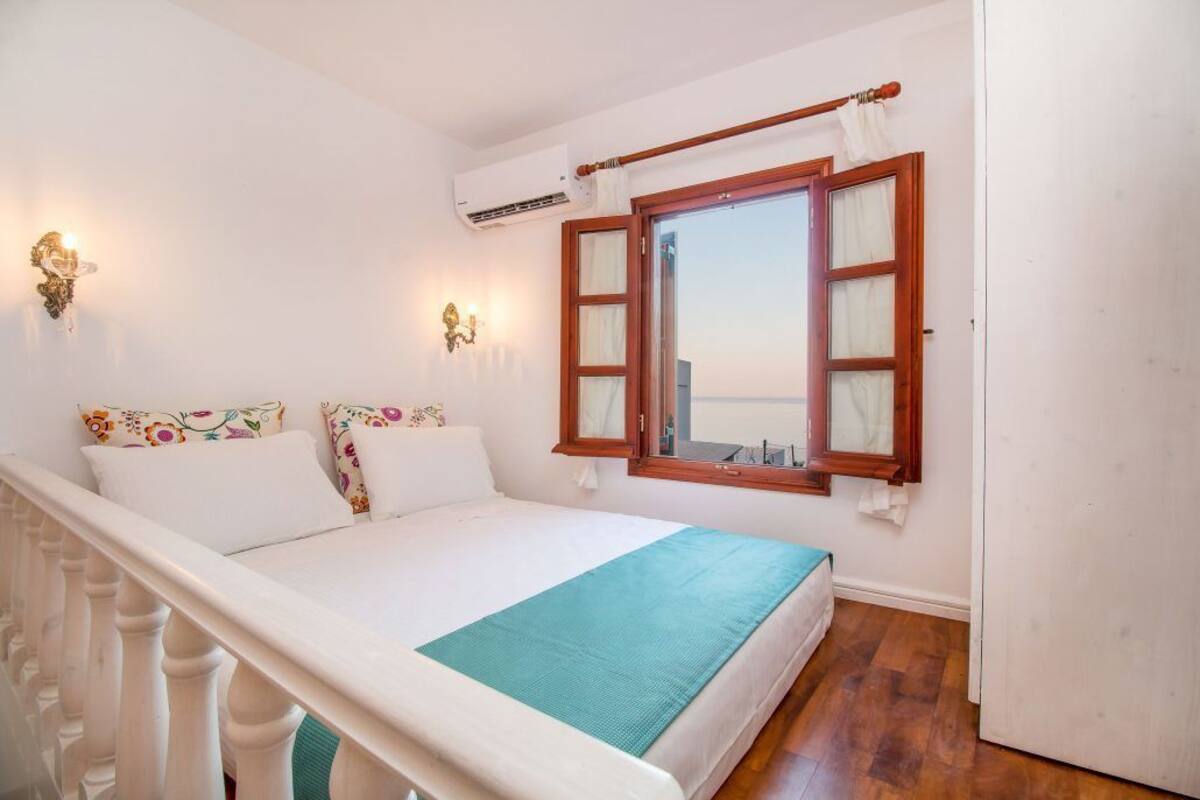 Phòng Suite (4) | Két bảo mật tại phòng, phòng cách âm