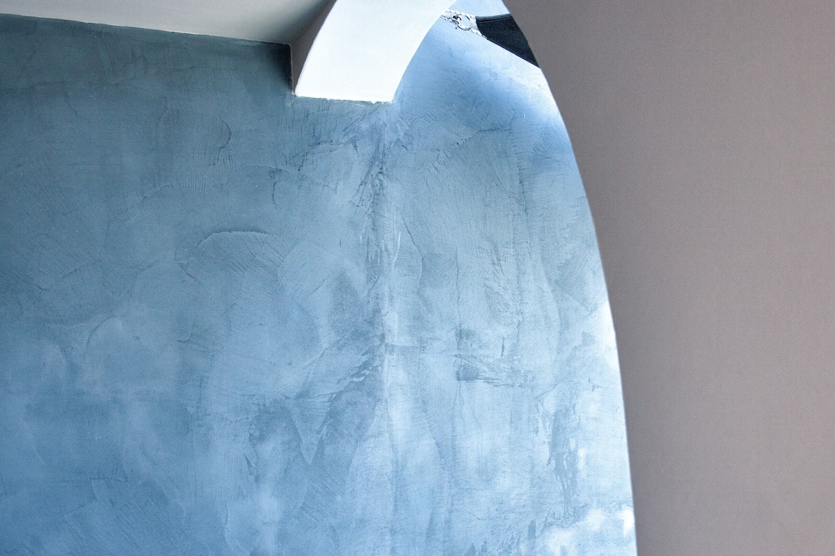 Superior Suite (Outdoor Hot Tub) | Minibar, in-room safe, soundproofing, iron/ironing board