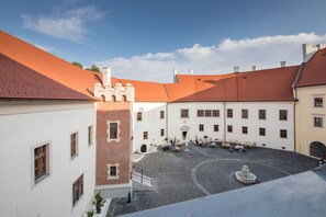 Premier Double or Twin Room, Courtyard View | Courtyard view