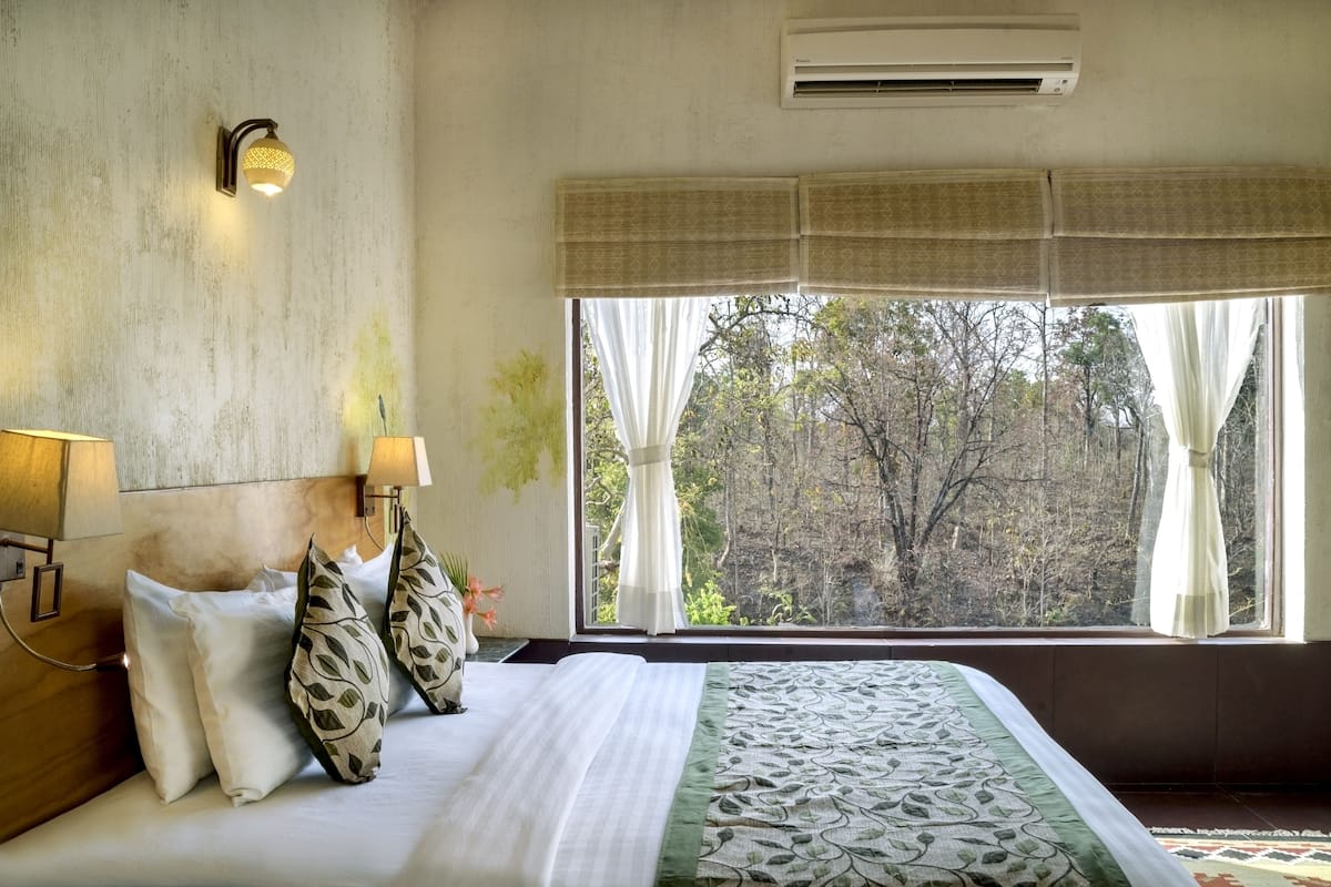 Suite, River View