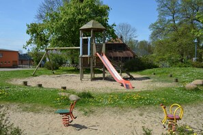 Children’s area - 4 - "Up'n Hoff", Germany (Middelhagen)