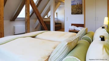 1 chambre, bureau, lit parapluie, Wi-Fi